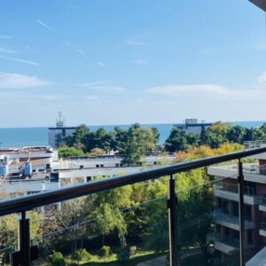 Bulgarien, Sonnenstrand Geräumige 3-Zimmer-Wohnung mit Meerblick in „Peter House“,