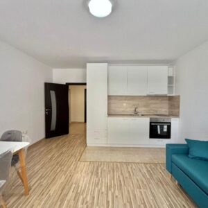 Bulgarien,Ravda Geräumige und moderne Zweizimmerwohnung im Erdgeschoss – nur 20 m vom Meer entfernt